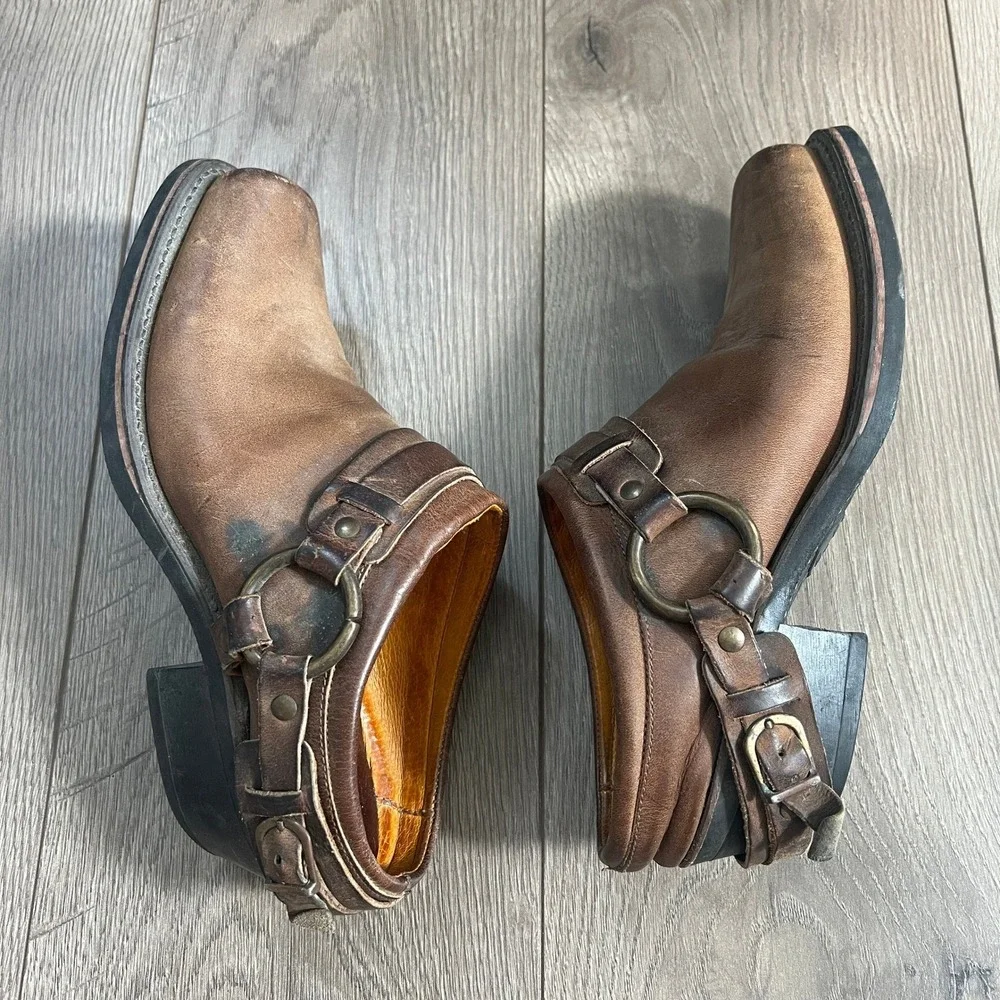 Frye Brown Leather Mule Clogs with Buckle Detail - Picture 3 of 15